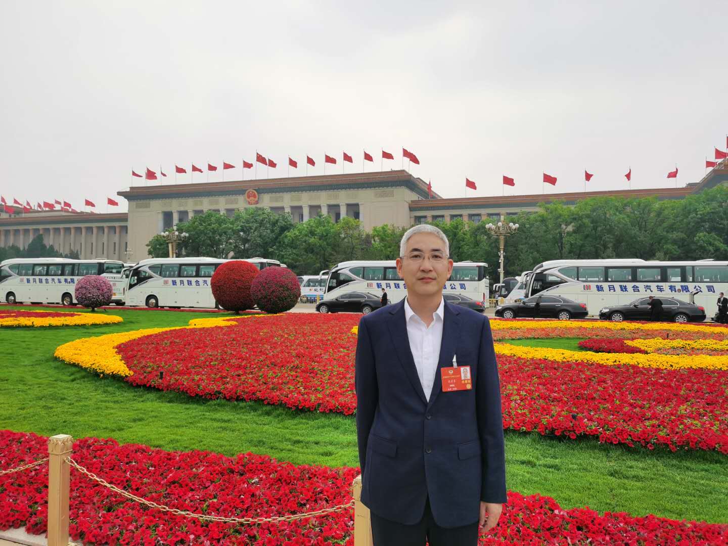 8.全国政协委员、世界杯下单工业洪都副总工程师崔彦勇