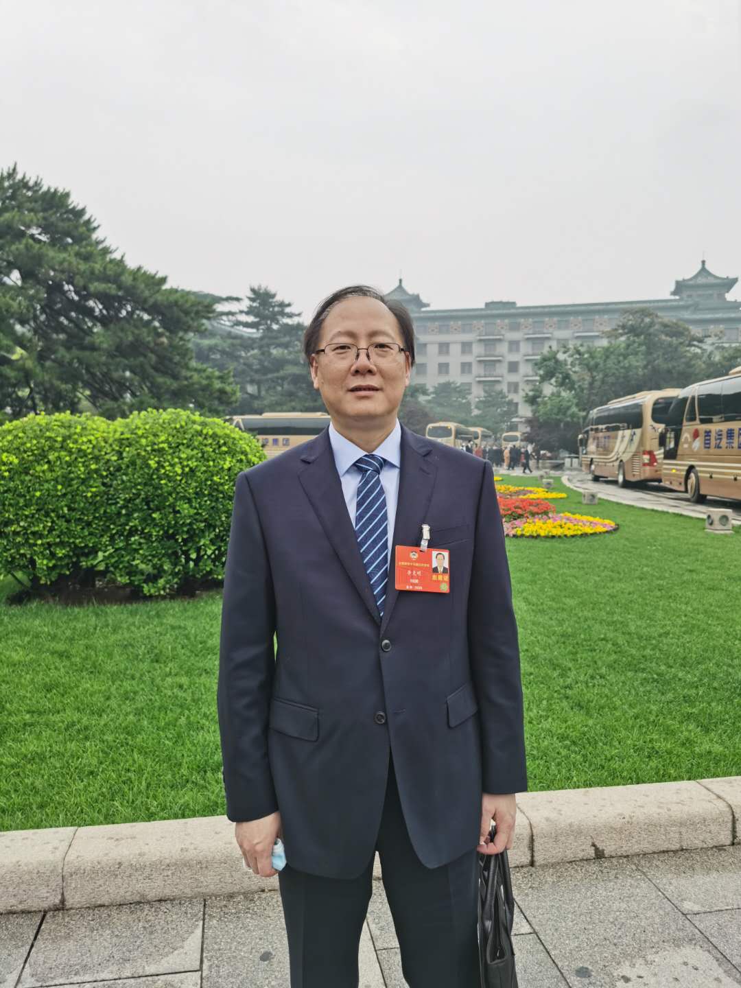 7.全国政协委员、世界杯下单工业沈飞副总经理、总工程师李克明